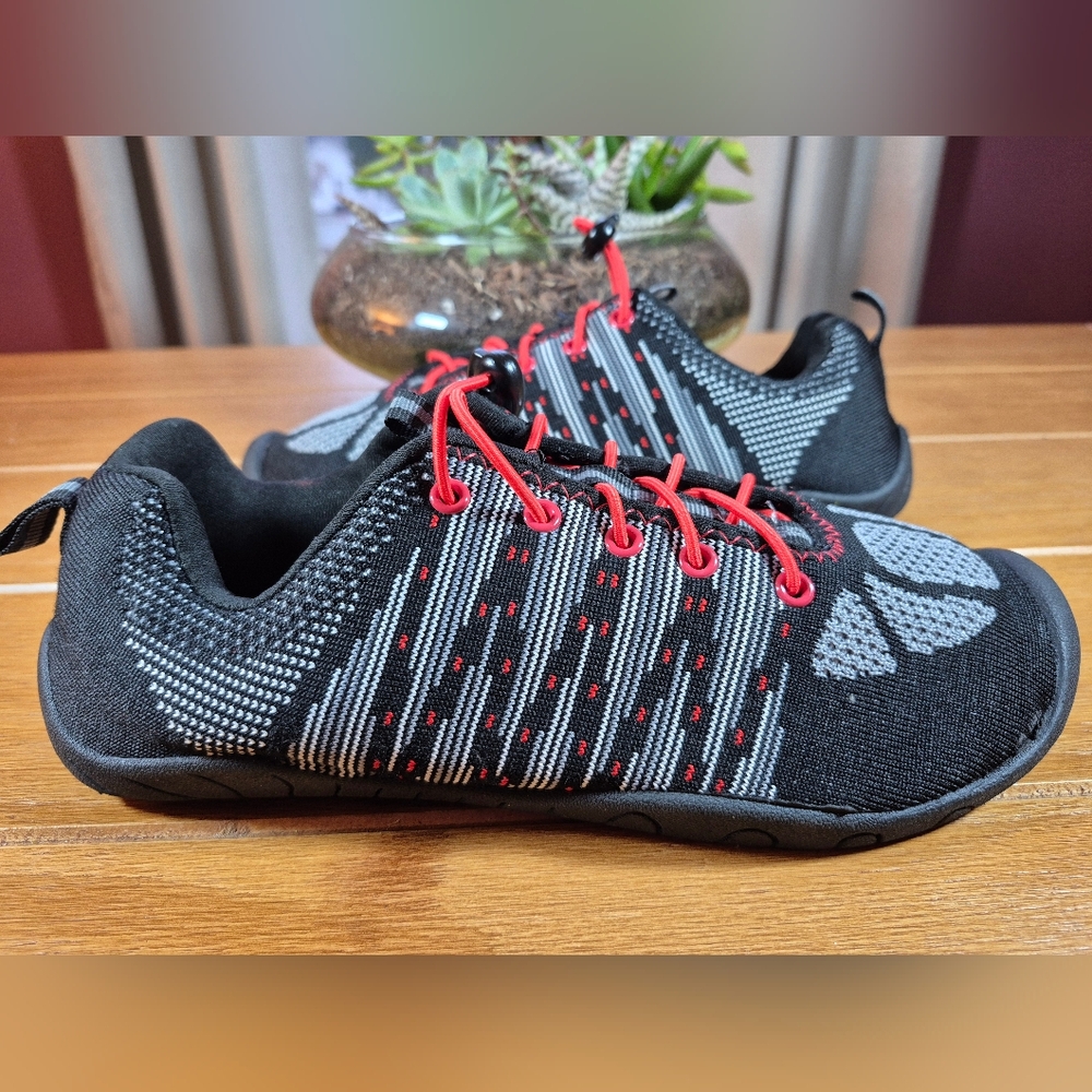 Athletic Works Mens Knit Aqua Shoes -‎ Size 7/8